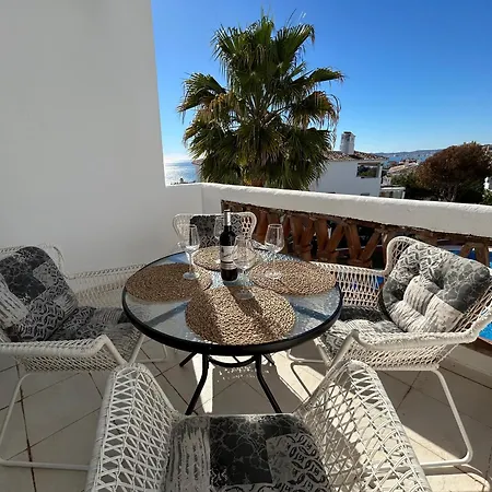 Casa Fortune Sleeps 4 *