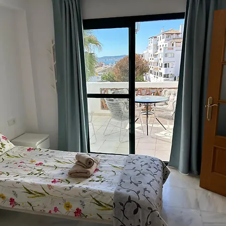 Casa Fortune Sleeps 4 Apartment